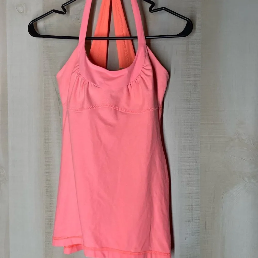Lululemon sports bra tank top pink melon color size 6‎